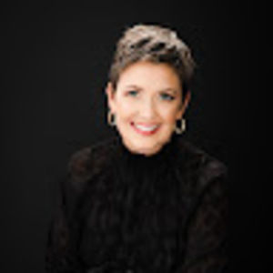 Meet your Posher, Janelle